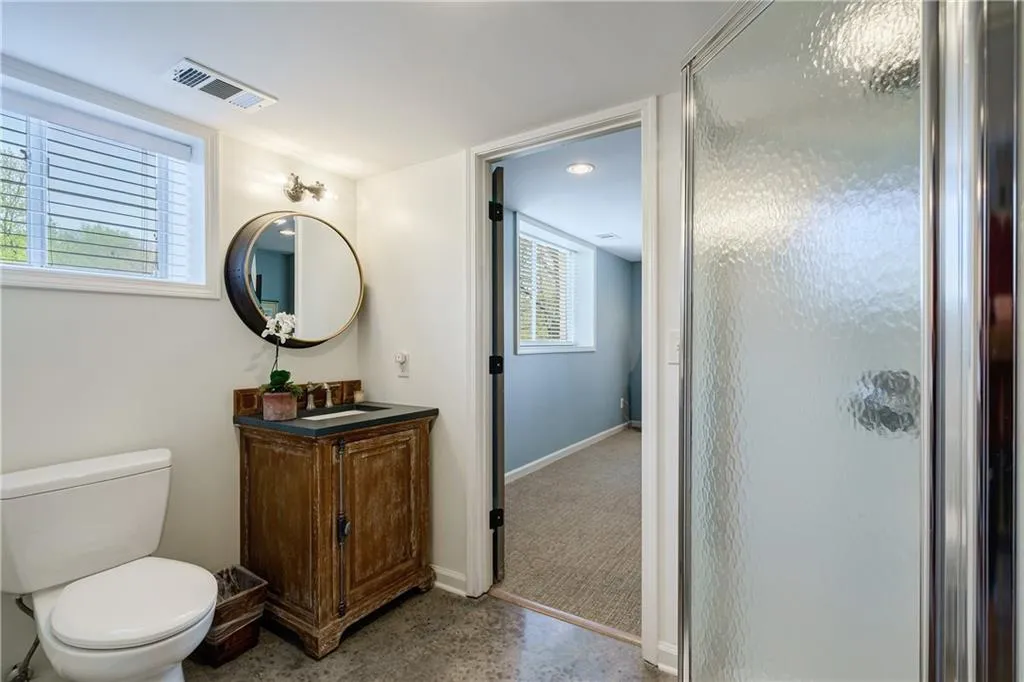 475 Forest Valley Road, Atlanta, Georgia 30342, 6 Bedrooms Bedrooms, ,3 BathroomsBathrooms,Residential,Sold,475 Forest Valley Road,7026877