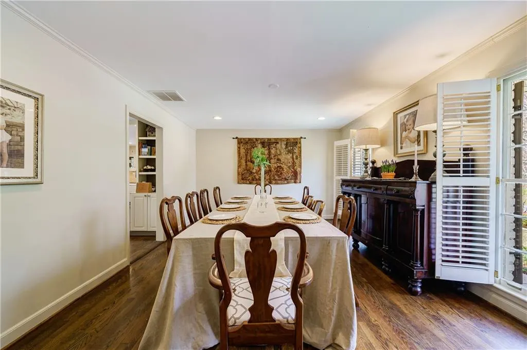 475 Forest Valley Road, Atlanta, Georgia 30342, 6 Bedrooms Bedrooms, ,3 BathroomsBathrooms,Residential,Sold,475 Forest Valley Road,7026877