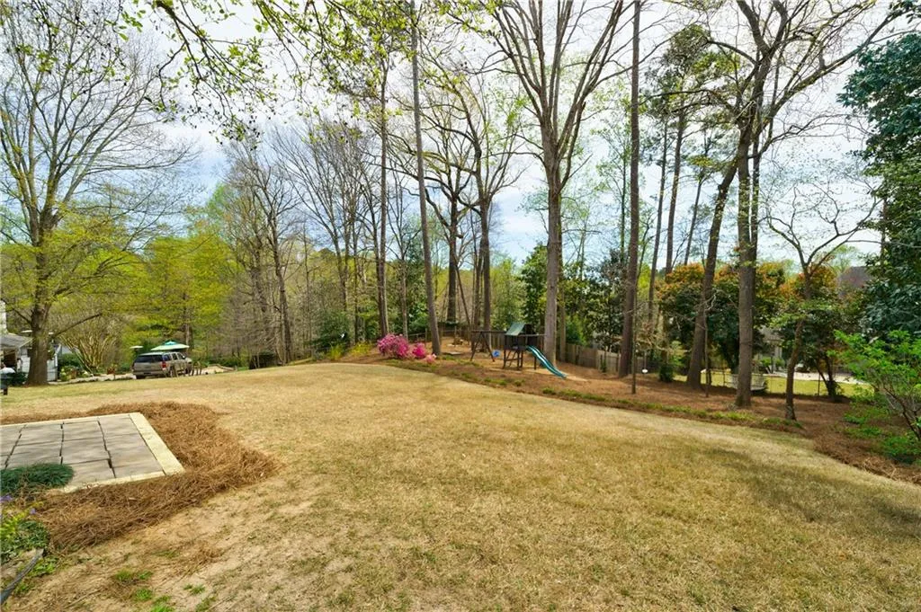 475 Forest Valley Road, Atlanta, Georgia 30342, 6 Bedrooms Bedrooms, ,3 BathroomsBathrooms,Residential,Sold,475 Forest Valley Road,7026877
