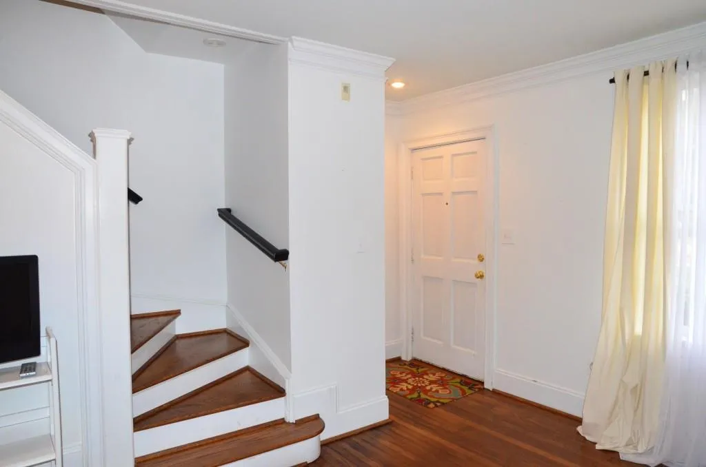 93 Sheridan Drive Ne Unit 2, Atlanta, Georgia 30305, 2 Bedrooms Bedrooms, ,1 BathroomBathrooms,Residential,Sold,93 Sheridan Drive Ne Unit 2,5794970