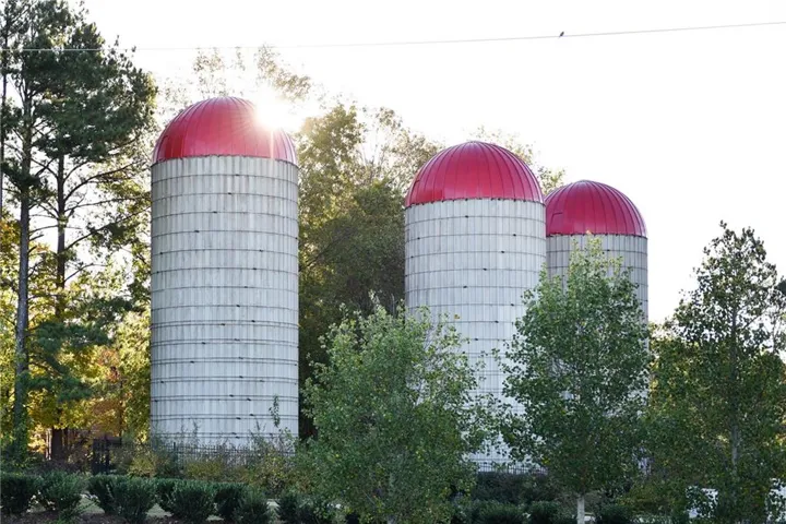 1170