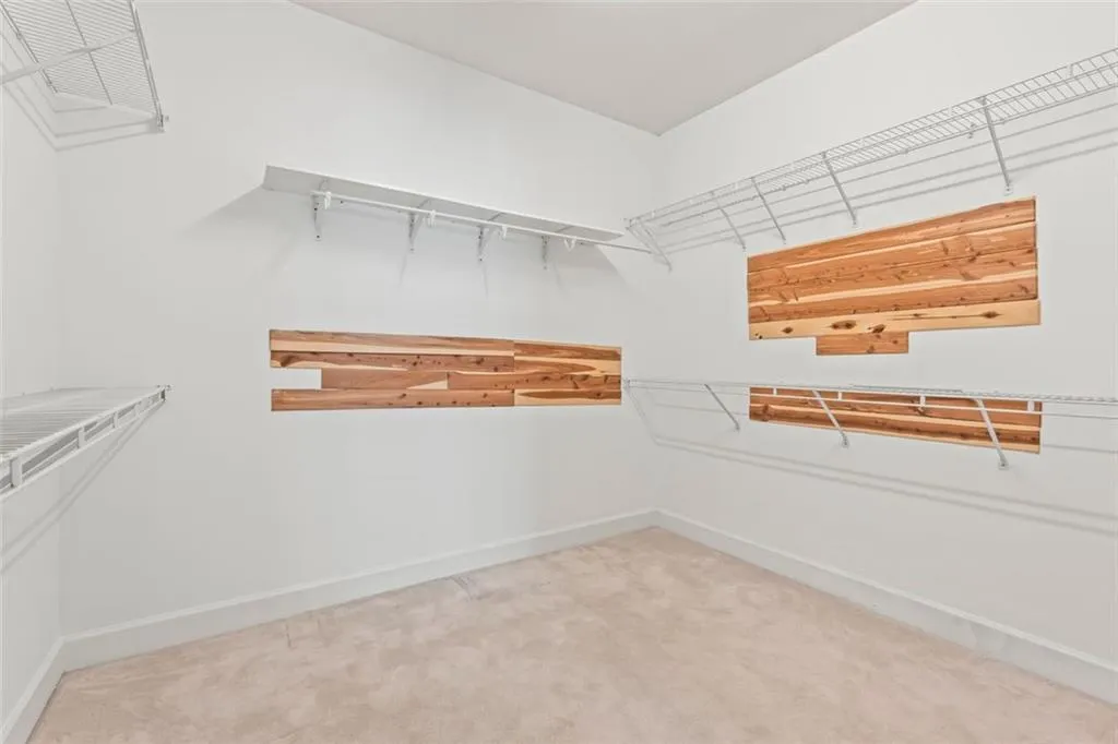 Huge walk in primary closet, cedar enhancements