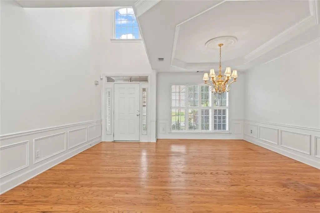 Open Dining Room has lots of possibilities!