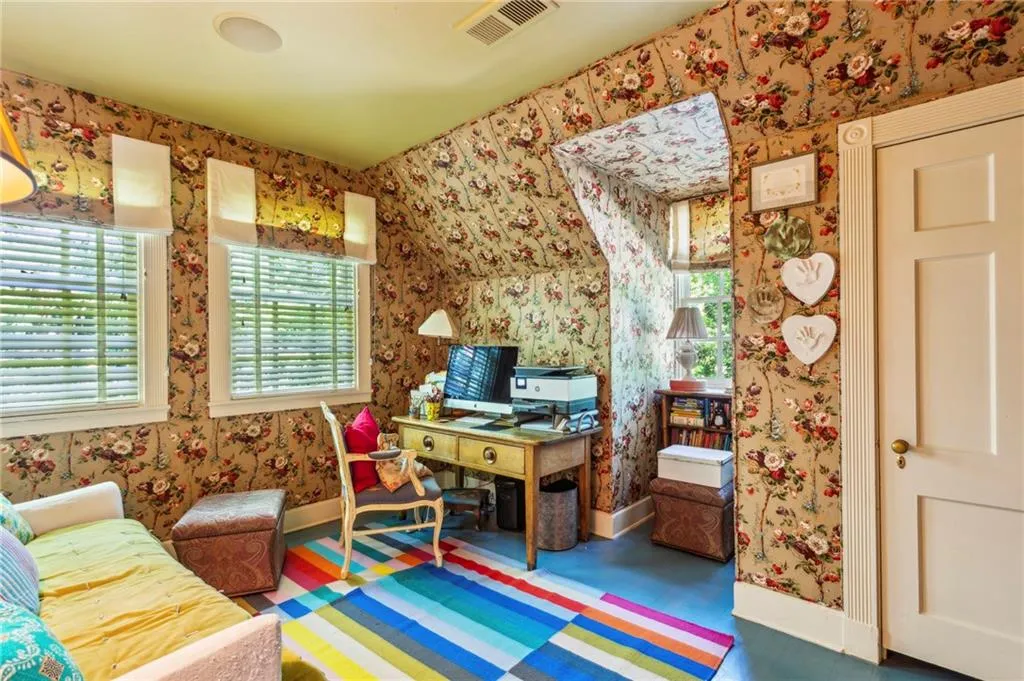 240 Nacoochee Drive Nw, Atlanta, Georgia 30305, 6 Bedrooms Bedrooms, ,7 BathroomsBathrooms,Residential,For Sale,240 Nacoochee Drive Nw,7647748