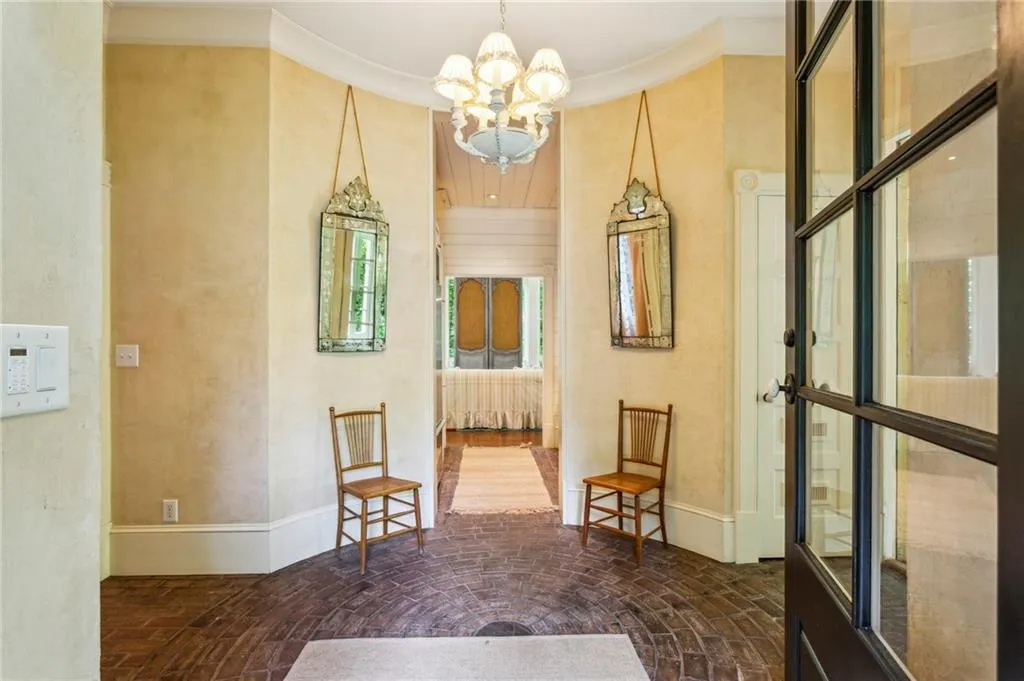240 Nacoochee Drive Nw, Atlanta, Georgia 30305, 6 Bedrooms Bedrooms, ,7 BathroomsBathrooms,Residential,For Sale,240 Nacoochee Drive Nw,7647748