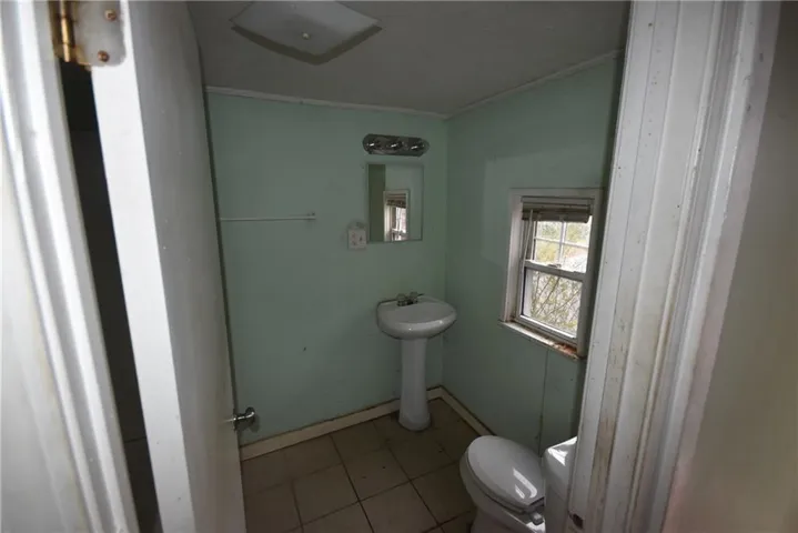 1170
