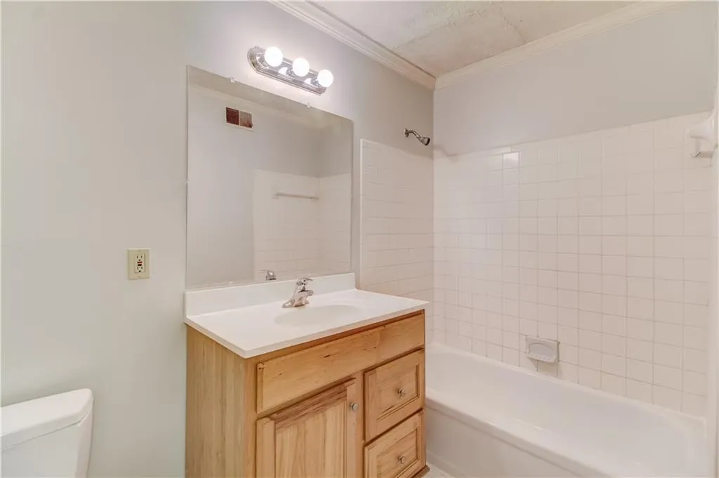 345 Winding River Drive Unit C, Sandy Springs, Georgia 30350, 3 Bedrooms Bedrooms, ,2 BathroomsBathrooms,Residential,Sold,345 Winding River Drive Unit C,6002132