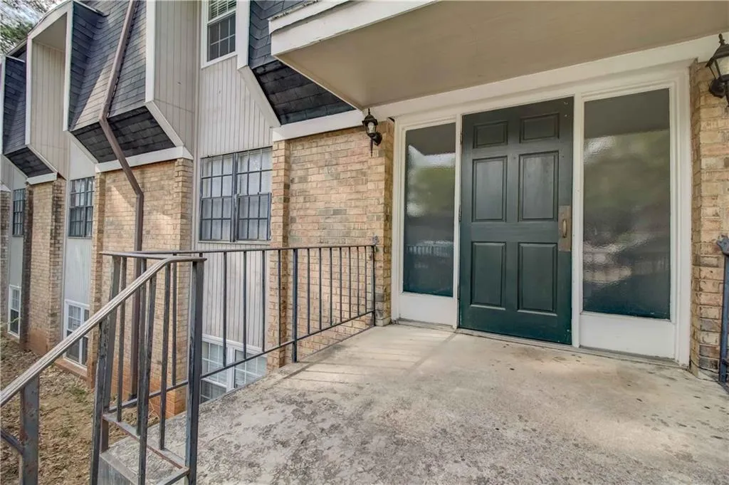 345 Winding River Drive Unit C, Sandy Springs, Georgia 30350, 3 Bedrooms Bedrooms, ,2 BathroomsBathrooms,Residential,Sold,345 Winding River Drive Unit C,6002132