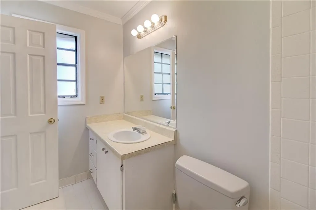 345 Winding River Drive Unit C, Sandy Springs, Georgia 30350, 3 Bedrooms Bedrooms, ,2 BathroomsBathrooms,Residential,Sold,345 Winding River Drive Unit C,6002132