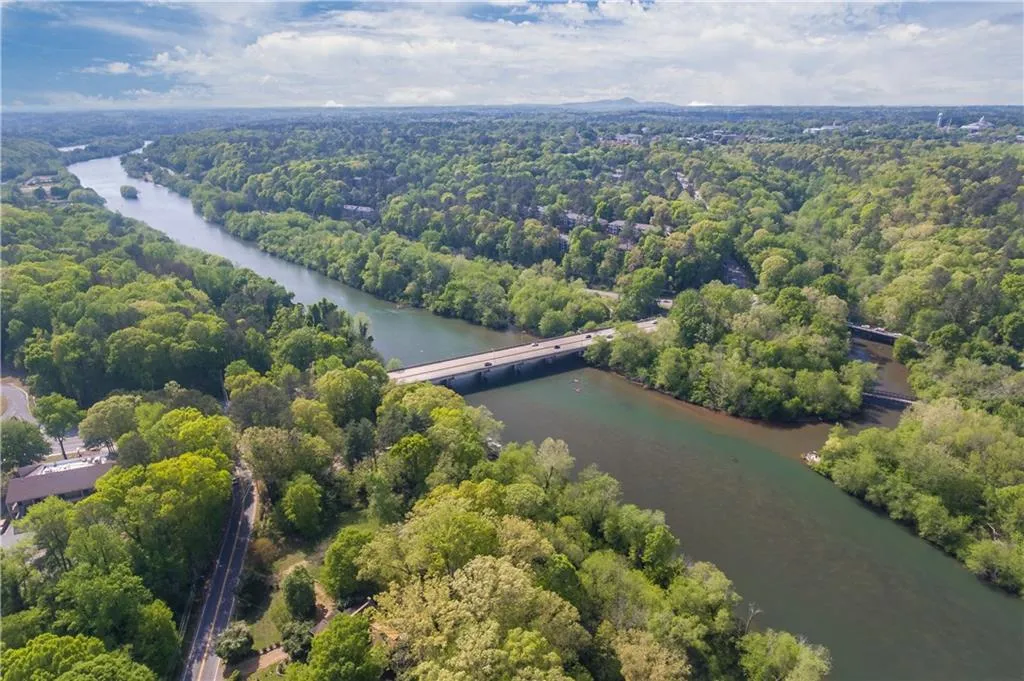 345 Winding River Drive Unit C, Sandy Springs, Georgia 30350, 3 Bedrooms Bedrooms, ,2 BathroomsBathrooms,Residential,Sold,345 Winding River Drive Unit C,6002132