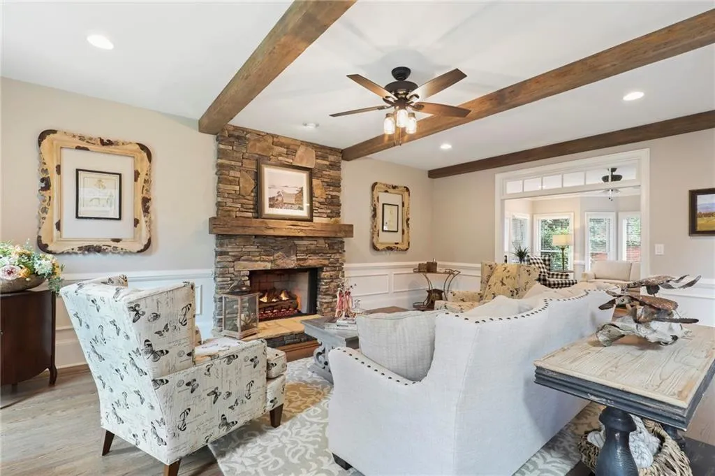 205 Embassy Court, Atlanta, Georgia 30328, 3 Bedrooms Bedrooms, ,2 BathroomsBathrooms,Residential,Sold,205 Embassy Court,6811079