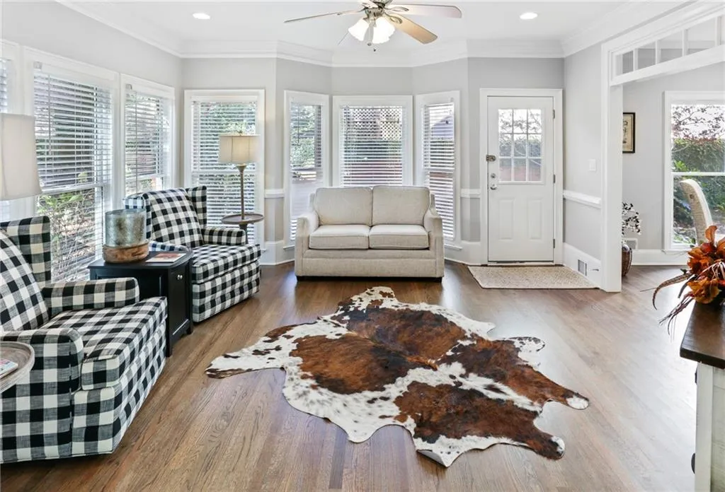205 Embassy Court, Atlanta, Georgia 30328, 3 Bedrooms Bedrooms, ,2 BathroomsBathrooms,Residential,Sold,205 Embassy Court,6811079