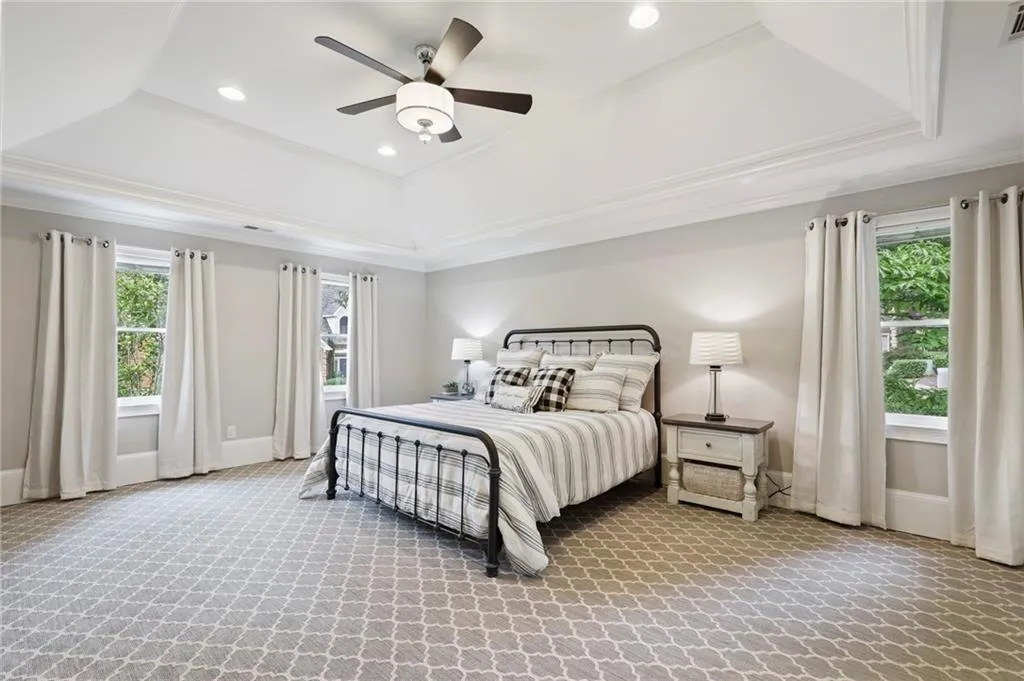 205 Embassy Court, Atlanta, Georgia 30328, 3 Bedrooms Bedrooms, ,2 BathroomsBathrooms,Residential,Sold,205 Embassy Court,6811079