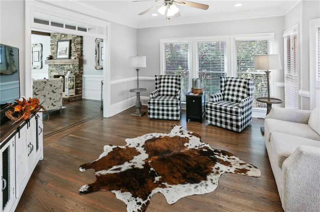 205 Embassy Court, Atlanta, Georgia 30328, 3 Bedrooms Bedrooms, ,2 BathroomsBathrooms,Residential,Sold,205 Embassy Court,6811079