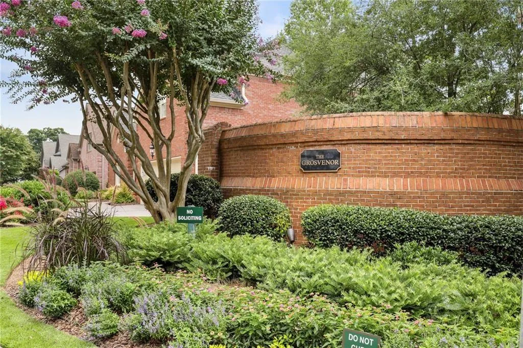 205 Embassy Court, Atlanta, Georgia 30328, 3 Bedrooms Bedrooms, ,2 BathroomsBathrooms,Residential,Sold,205 Embassy Court,6811079