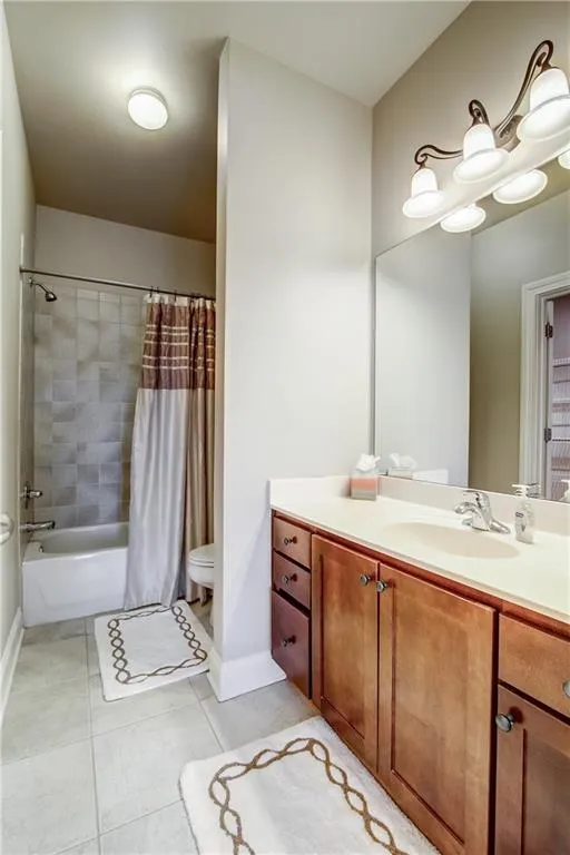 285 Le Gran Bend Unit 285, Atlanta, Georgia 30328, 2 Bedrooms Bedrooms, ,2 BathroomsBathrooms,Residential,Sold,285 Le Gran Bend Unit 285,5775106