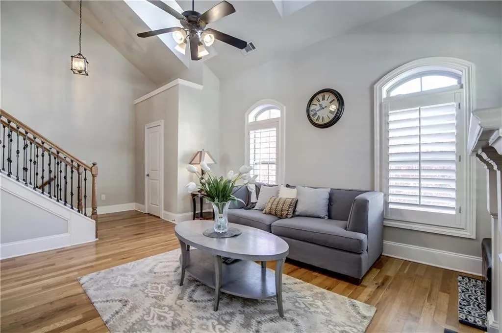 285 Le Gran Bend Unit 285, Atlanta, Georgia 30328, 2 Bedrooms Bedrooms, ,2 BathroomsBathrooms,Residential,Sold,285 Le Gran Bend Unit 285,5775106