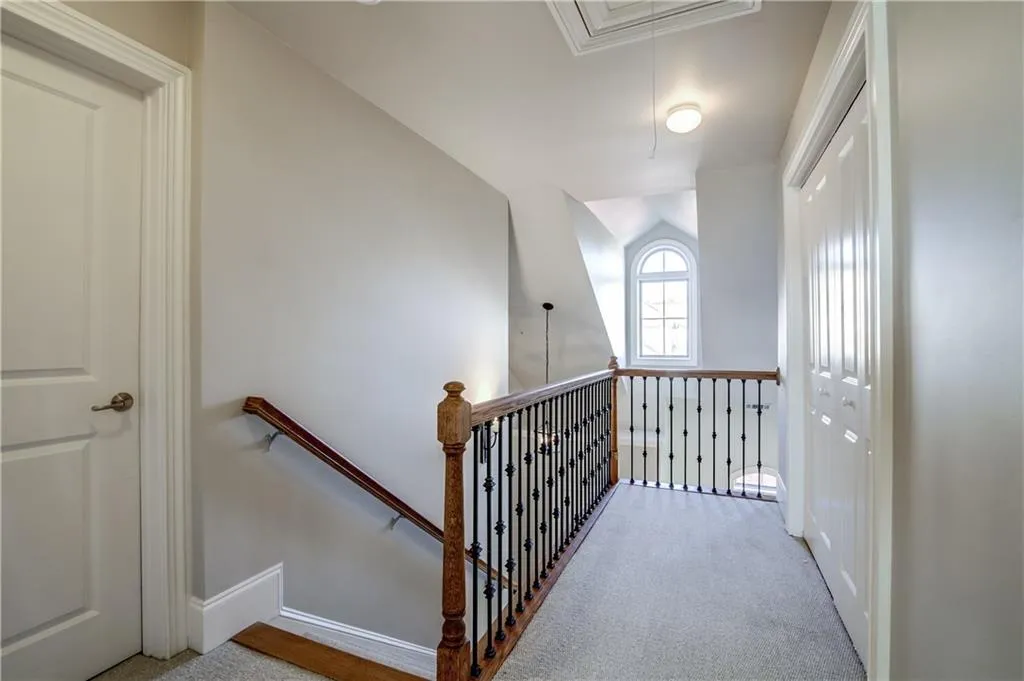 285 Le Gran Bend Unit 285, Atlanta, Georgia 30328, 2 Bedrooms Bedrooms, ,2 BathroomsBathrooms,Residential,Sold,285 Le Gran Bend Unit 285,5775106