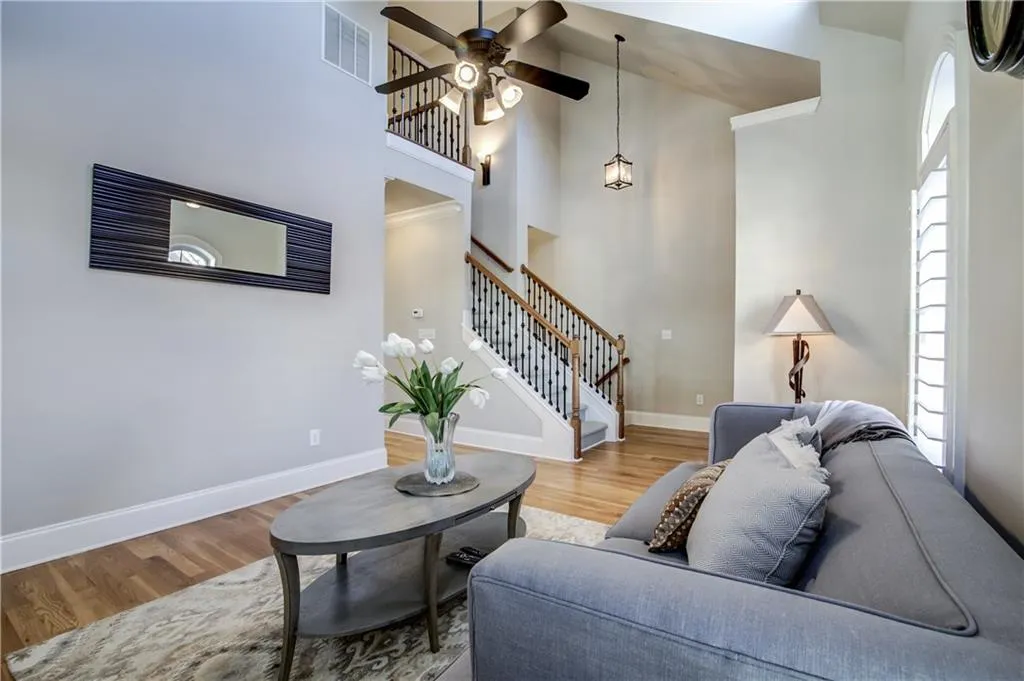 285 Le Gran Bend Unit 285, Atlanta, Georgia 30328, 2 Bedrooms Bedrooms, ,2 BathroomsBathrooms,Residential,Sold,285 Le Gran Bend Unit 285,5775106