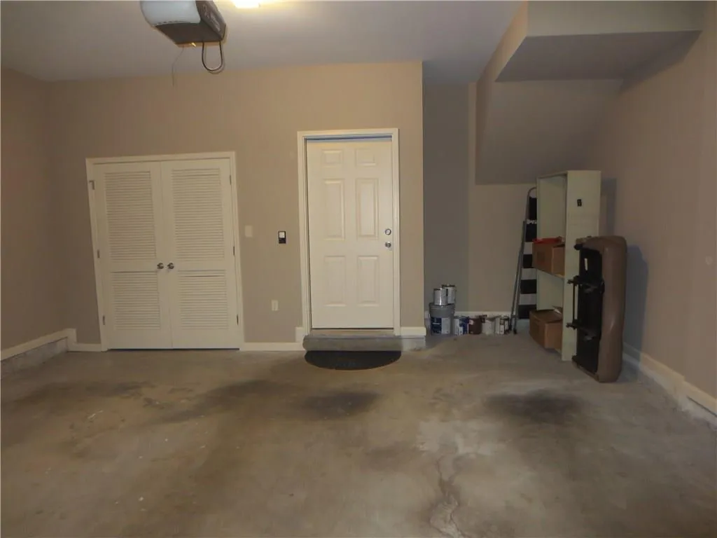 932 Telfair Close Unit 932, Sandy Springs, Georgia 30350, 3 Bedrooms Bedrooms, ,3 BathroomsBathrooms,Residential,Sold,932 Telfair Close Unit 932,5993430