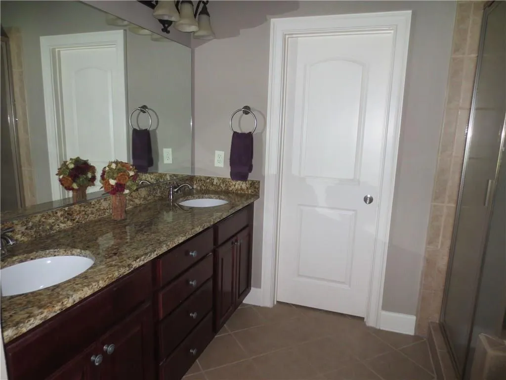 932 Telfair Close Unit 932, Sandy Springs, Georgia 30350, 3 Bedrooms Bedrooms, ,3 BathroomsBathrooms,Residential,Sold,932 Telfair Close Unit 932,5993430