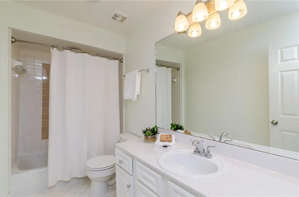 346 Carpenter Drive Unit 79, Atlanta, Georgia 30328, 3 Bedrooms Bedrooms, ,2 BathroomsBathrooms,Residential,Sold,346 Carpenter Drive Unit 79,5849643