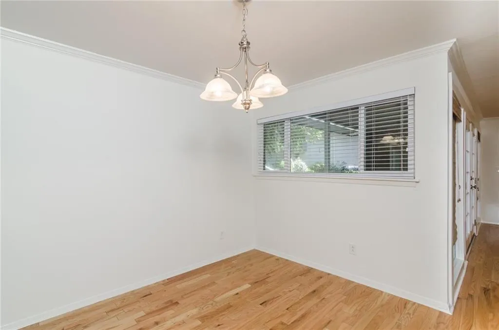 346 Carpenter Drive Unit 79, Atlanta, Georgia 30328, 3 Bedrooms Bedrooms, ,2 BathroomsBathrooms,Residential,Sold,346 Carpenter Drive Unit 79,5849643