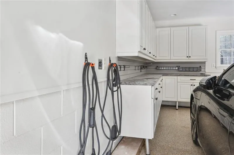 1496 Masters Club Drive, Sandy Springs, Georgia 30350, 5 Bedrooms Bedrooms, ,6 BathroomsBathrooms,Residential,Sold,1496 Masters Club Drive,7180122