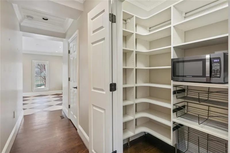 1496 Masters Club Drive, Sandy Springs, Georgia 30350, 5 Bedrooms Bedrooms, ,6 BathroomsBathrooms,Residential,Sold,1496 Masters Club Drive,7180122