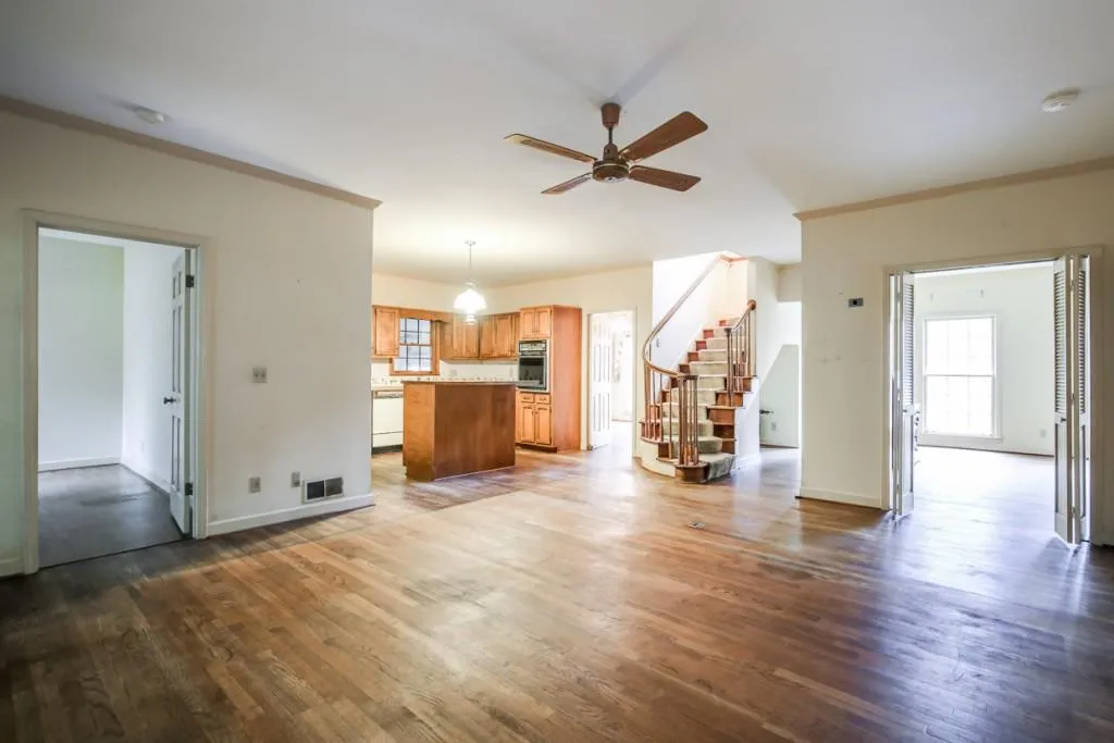 2103 Springlake Drive Nw, Atlanta, Georgia 30305, 4 Bedrooms Bedrooms, ,3 BathroomsBathrooms,Residential,Sold,2103 Springlake Drive Nw,5968513