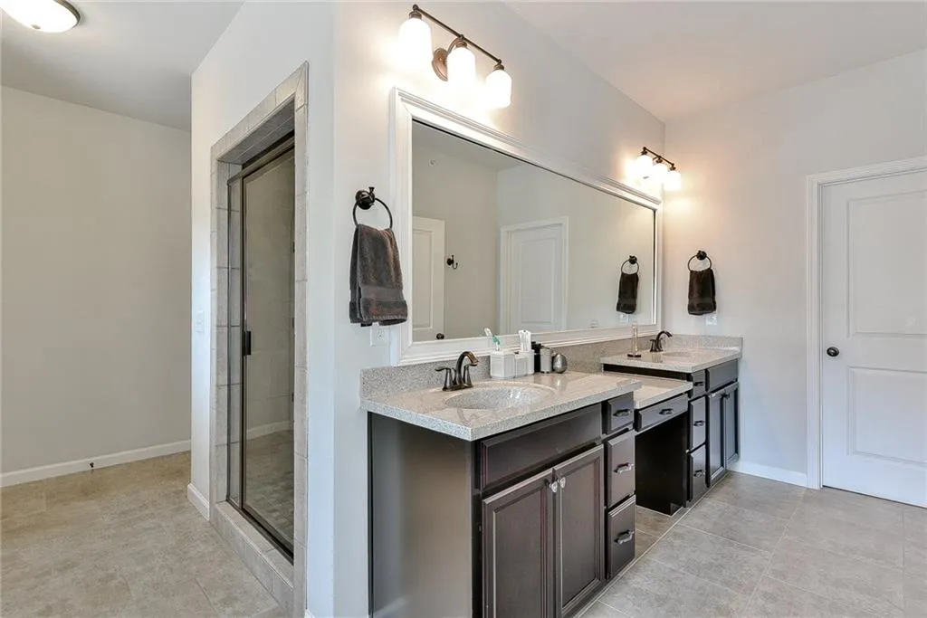 916 Acadiana Drive, Atlanta, Georgia 30328, 4 Bedrooms Bedrooms, ,3 BathroomsBathrooms,Residential,Sold,916 Acadiana Drive,6071056