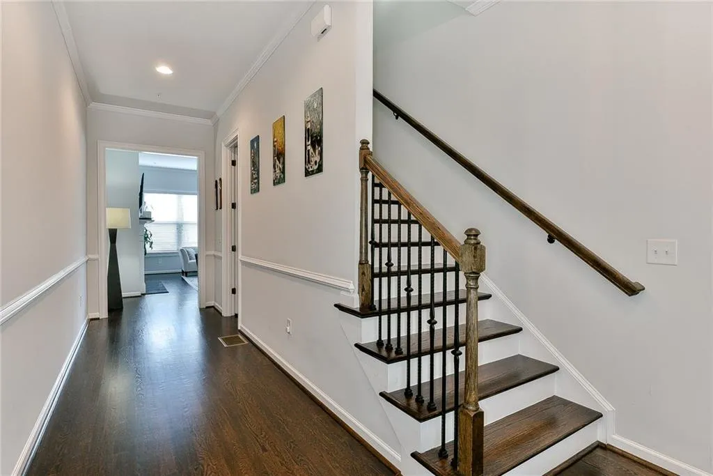 916 Acadiana Drive, Atlanta, Georgia 30328, 4 Bedrooms Bedrooms, ,3 BathroomsBathrooms,Residential,Sold,916 Acadiana Drive,6071056
