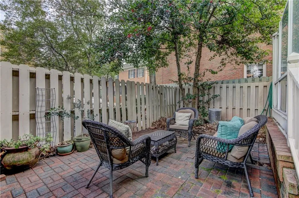 76 Mount Vernon Circle, Atlanta, Georgia 30338, 2 Bedrooms Bedrooms, ,2 BathroomsBathrooms,Residential,Sold,76 Mount Vernon Circle,5944812