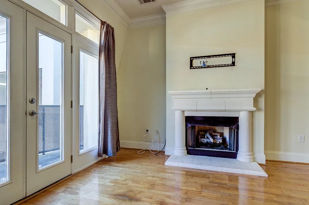 560 Dutch Valley Road Ne Unit 406, Atlanta, Georgia 30324, 1 Bedroom Bedrooms, ,1 BathroomBathrooms,Residential,Sold,560 Dutch Valley Road Ne Unit 406,5781197