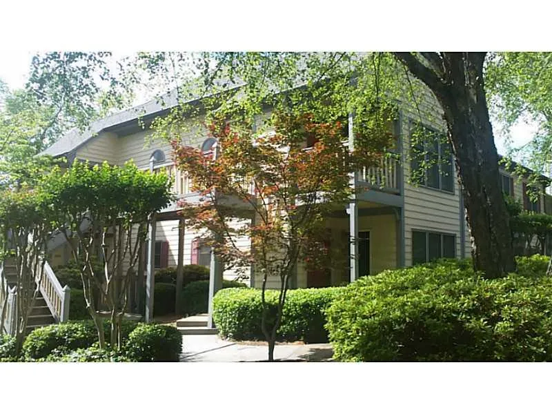 402 Abingdon Way Unit 402, Atlanta, Georgia 30097, 2 Bedrooms Bedrooms, ,2 BathroomsBathrooms,Residential,Sold,402 Abingdon Way Unit 402,5004977