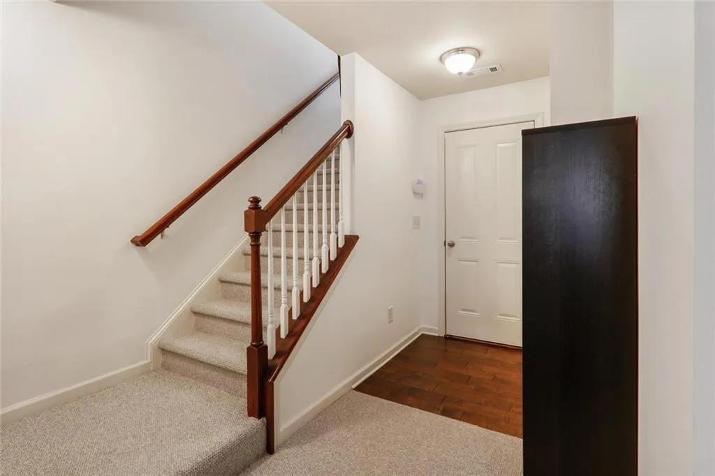 7400 Glisten Avenue Unit 83, Atlanta, Georgia 30328, 3 Bedrooms Bedrooms, ,3 BathroomsBathrooms,Residential,Sold,7400 Glisten Avenue Unit 83,6512530
