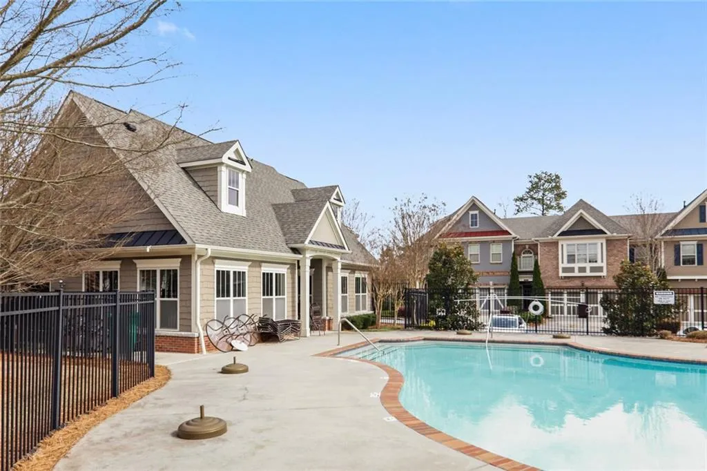 7400 Glisten Avenue Unit 83, Atlanta, Georgia 30328, 3 Bedrooms Bedrooms, ,3 BathroomsBathrooms,Residential,Sold,7400 Glisten Avenue Unit 83,6512530