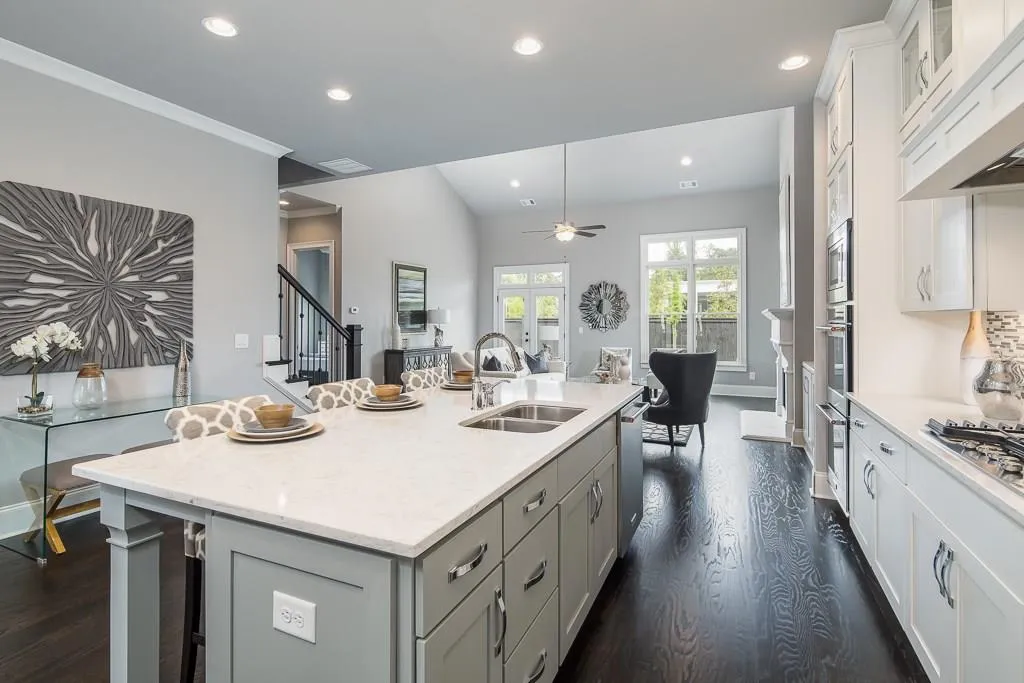820 Novello Court, Sandy Springs, Georgia 30342, 5 Bedrooms Bedrooms, ,4 BathroomsBathrooms,Residential,Sold,820 Novello Court,5886973