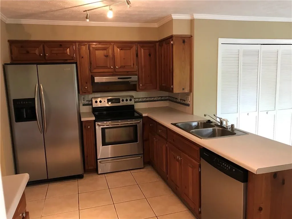 9103 Carroll Manor Drive, Sandy Springs, Georgia 30350, 2 Bedrooms Bedrooms, ,2 BathroomsBathrooms,Residential,Sold,9103 Carroll Manor Drive,5867580