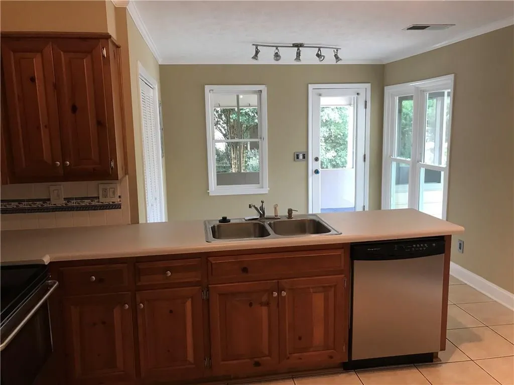 9103 Carroll Manor Drive, Sandy Springs, Georgia 30350, 2 Bedrooms Bedrooms, ,2 BathroomsBathrooms,Residential,Sold,9103 Carroll Manor Drive,5867580