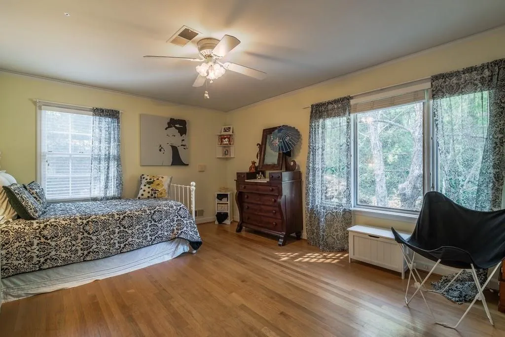 185 Forrest Lake Drive, Atlanta, Georgia 30327, 4 Bedrooms Bedrooms, ,3 BathroomsBathrooms,Residential,Sold,185 Forrest Lake Drive,5995474