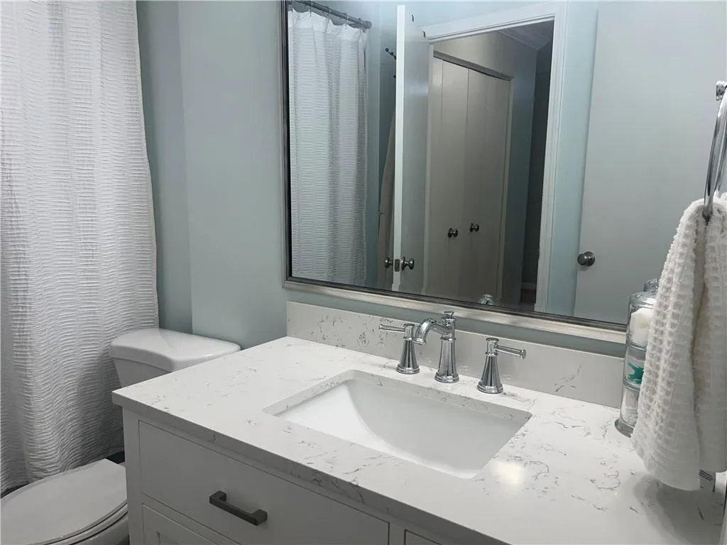 3655 Habersham Road Ne Unit B 352, Atlanta, Georgia 30305, 1 Bedroom Bedrooms, ,1 BathroomBathrooms,Residential,For Sale,3655 Habersham Road Ne Unit B 352,7663699