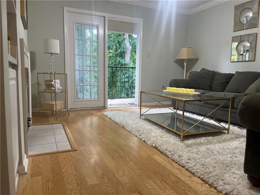 3655 Habersham Road Ne Unit B 352, Atlanta, Georgia 30305, 1 Bedroom Bedrooms, ,1 BathroomBathrooms,Residential,For Sale,3655 Habersham Road Ne Unit B 352,7663699