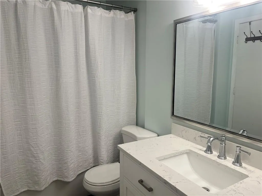3655 Habersham Road Ne Unit B 352, Atlanta, Georgia 30305, 1 Bedroom Bedrooms, ,1 BathroomBathrooms,Residential,For Sale,3655 Habersham Road Ne Unit B 352,7663699