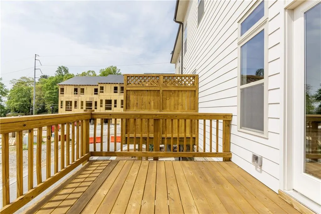 4259 Deming Circle, Atlanta, Georgia 30342, 2 Bedrooms Bedrooms, ,2 BathroomsBathrooms,Residential,Sold,4259 Deming Circle,5950309