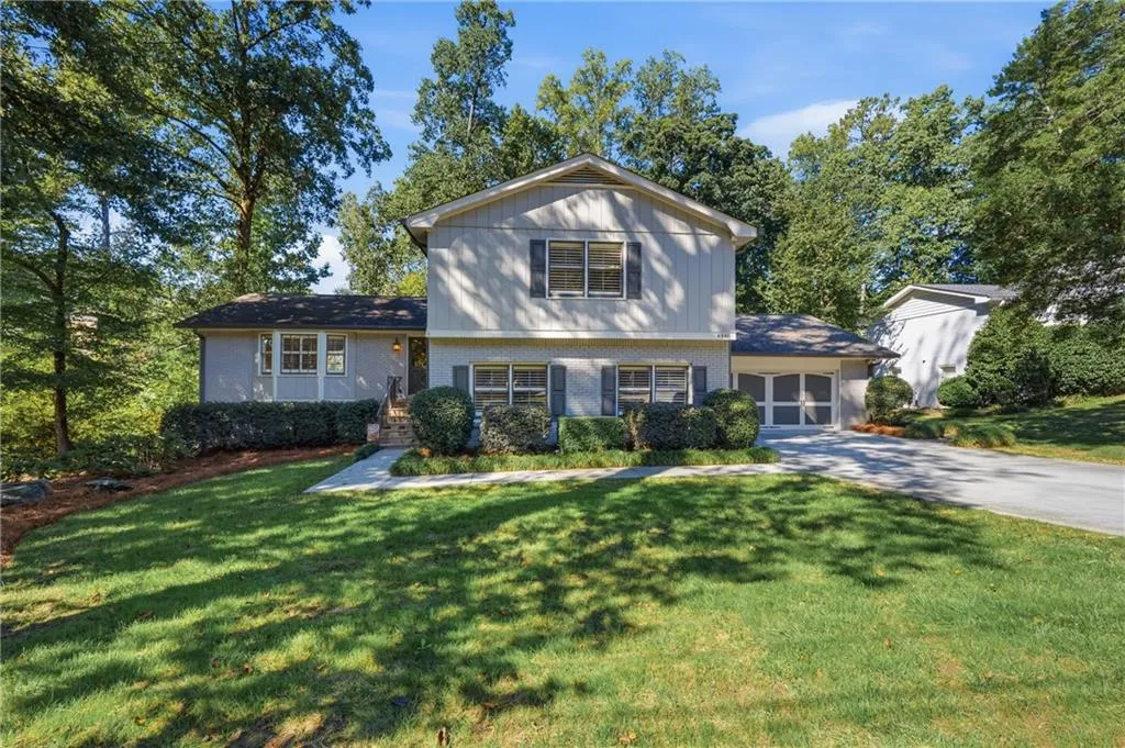 Dunwoody, GA 30338