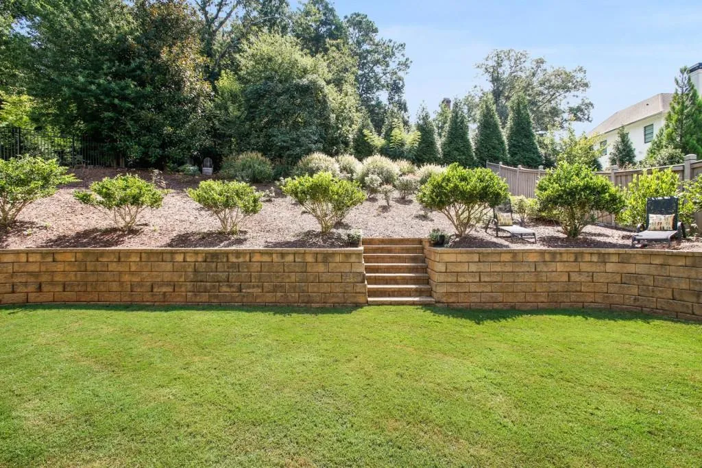 245 Grapevine Run, Sandy Springs, Georgia 30350, 5 Bedrooms Bedrooms, ,5 BathroomsBathrooms,Residential,Sold,245 Grapevine Run,6780300