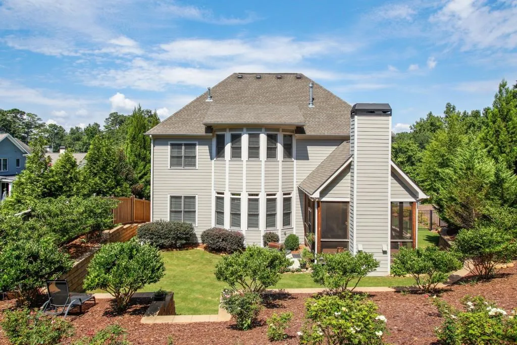 245 Grapevine Run, Sandy Springs, Georgia 30350, 5 Bedrooms Bedrooms, ,5 BathroomsBathrooms,Residential,Sold,245 Grapevine Run,6780300