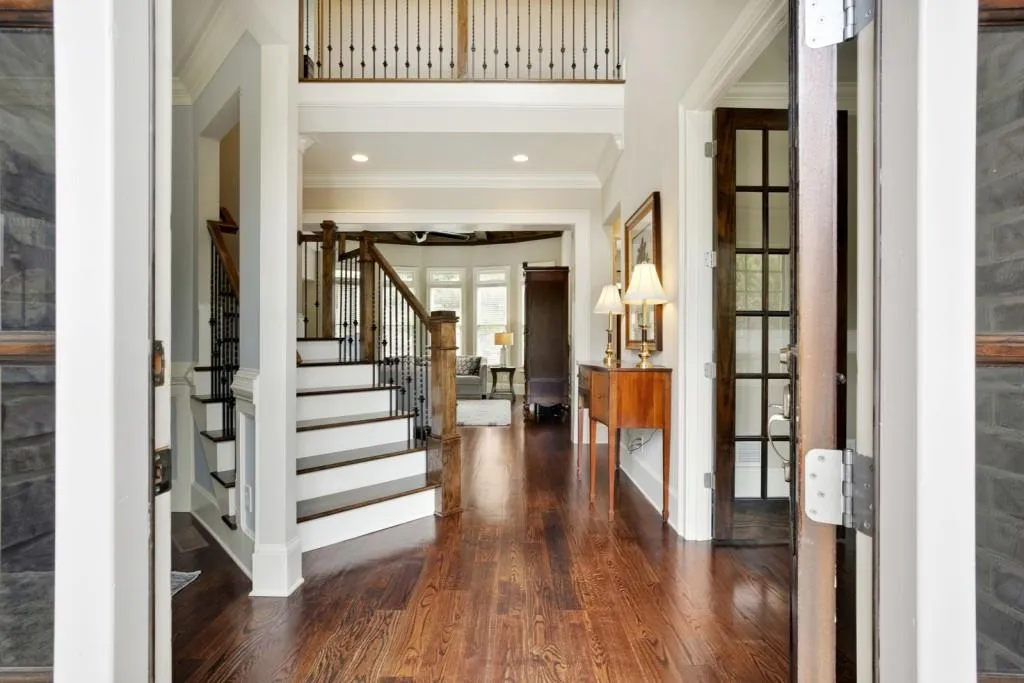 245 Grapevine Run, Sandy Springs, Georgia 30350, 5 Bedrooms Bedrooms, ,5 BathroomsBathrooms,Residential,Sold,245 Grapevine Run,6780300