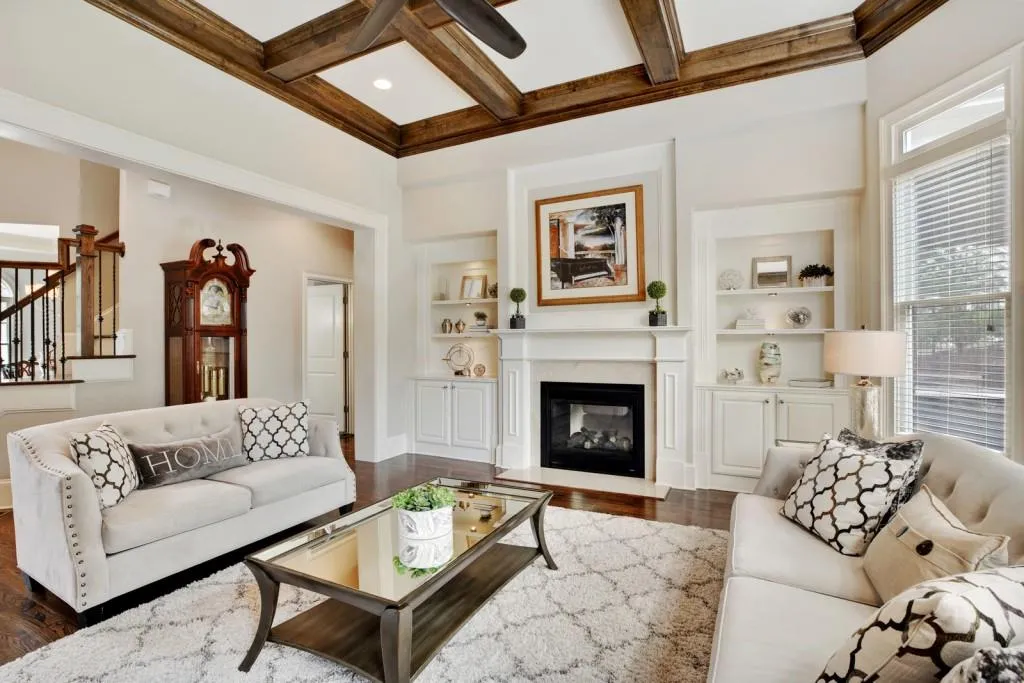 245 Grapevine Run, Sandy Springs, Georgia 30350, 5 Bedrooms Bedrooms, ,5 BathroomsBathrooms,Residential,Sold,245 Grapevine Run,6780300